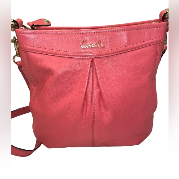 Coach Bags Coach Xbody Pebbled Leather Bag And Free 27 X 27 Coach